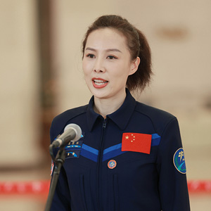                                                        王亚平                                                                                                                    中国365体育解放军航天员大队特级航天员                                                                                                                                                                    